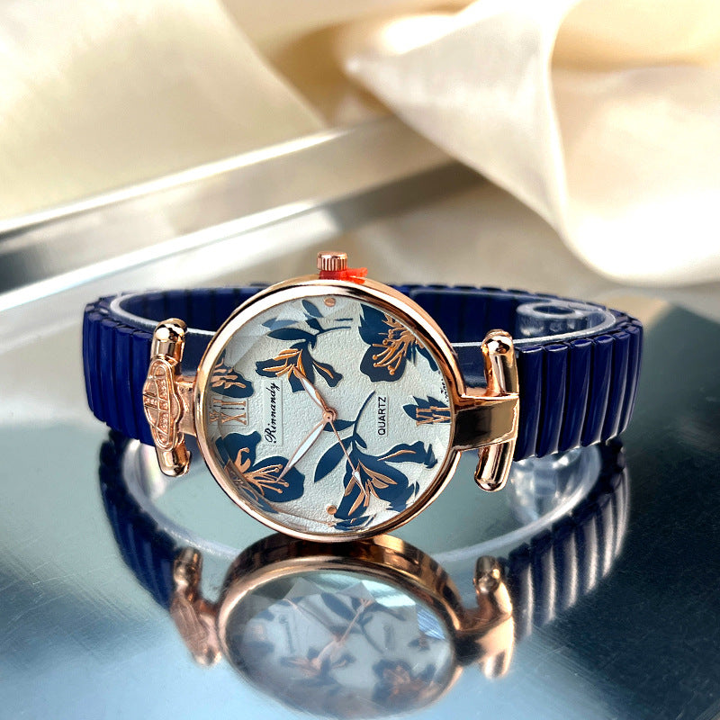 【50% OFF】【QUARTZ】⌚️Ceas de damă cu bandă elastică în relief cu frunze aurite